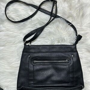 Roots Classic Black Crossbody Bag - Sleek Everyday Shoulder Bag